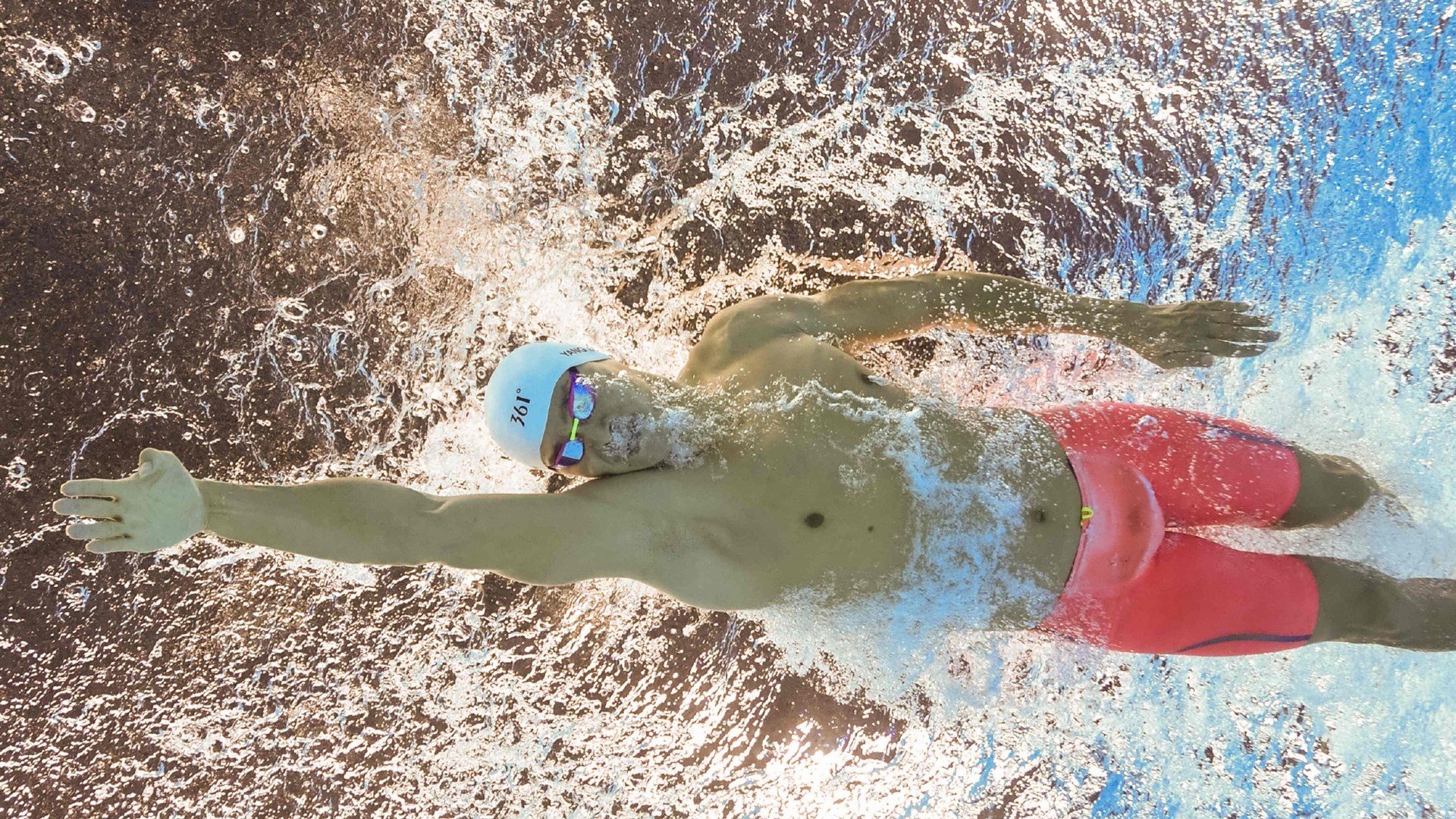 mk体育官方网站-波兰选手再度晋级大赛四强，表现亮眼，波兰6名选手